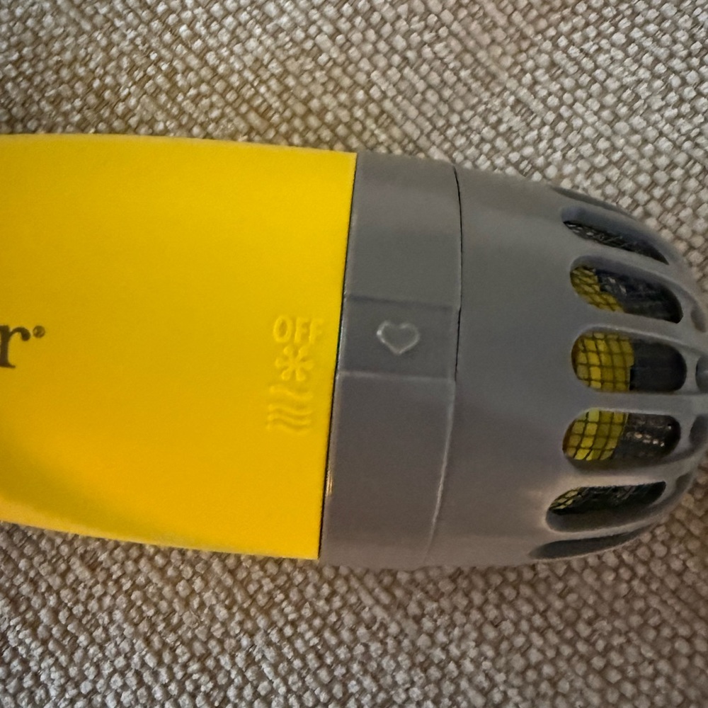 Drybar double shot Dryer Brush - Picture 2 of 3